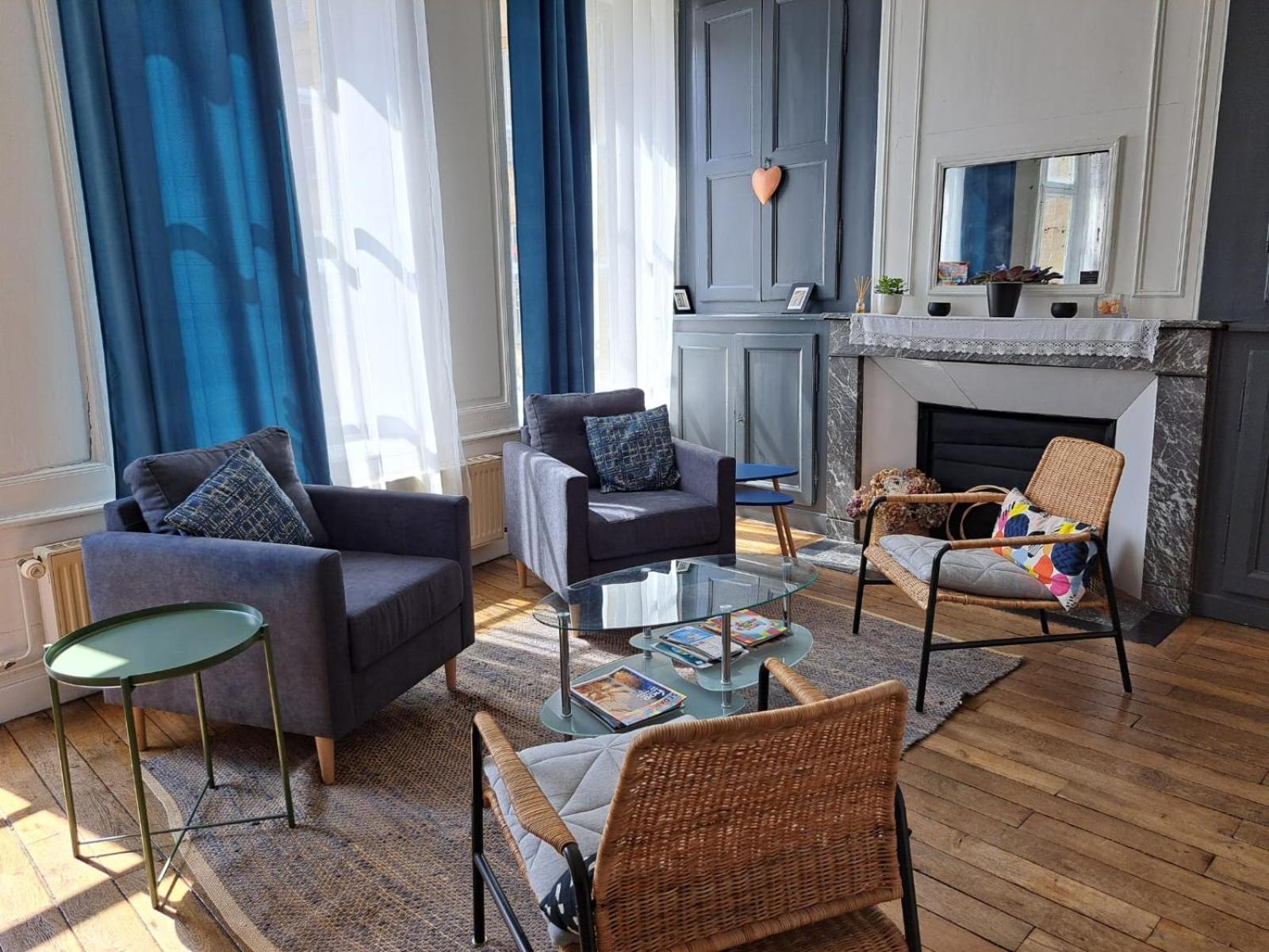 Le Logis Des Dames Apartment Седан Екстериор снимка